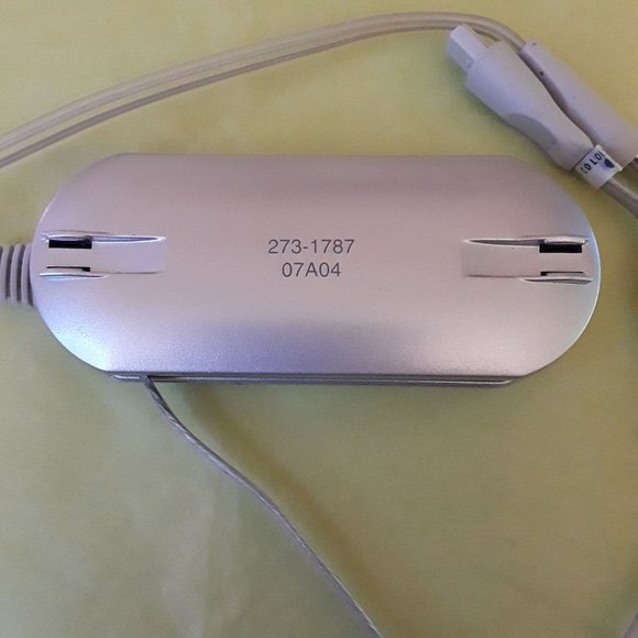 iGO DUAL CHARGER - POWER SUPPLY - UNIT ONLY - MODEL #273-1787 07A04 - Picture 2 of 3